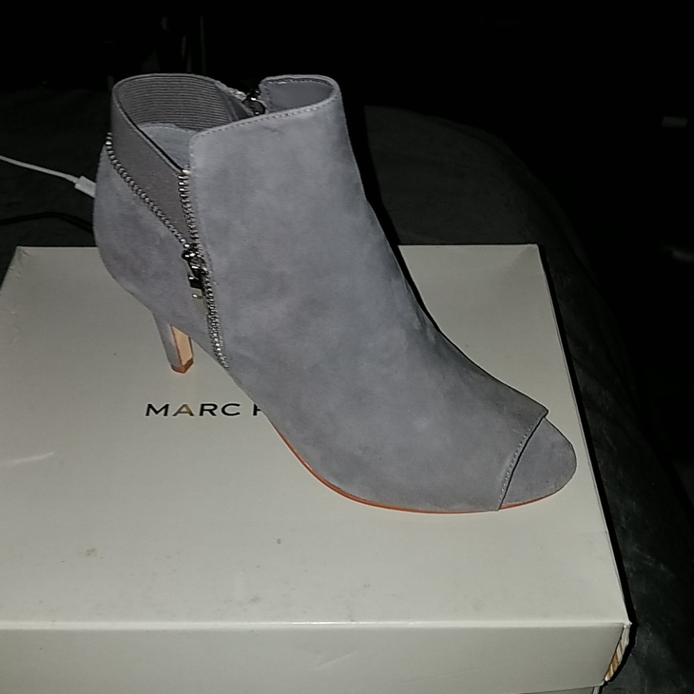 Marc Fisher Serenity - Gray Suede